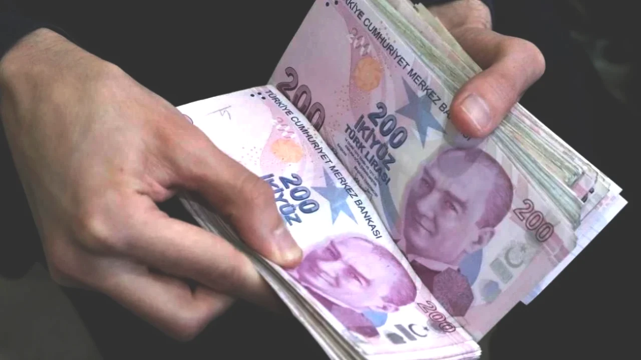 2026 Ocak'ında Memur Maaşları Ne Kadar Artacak? 5 Aylık Enflasyon Zam Farkı Hesaplandı!